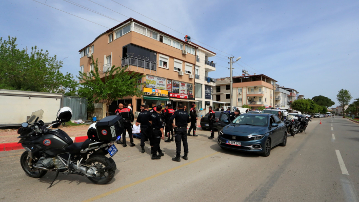 Polisin 'dur' ihtarına uymadı, 15 kilometrelik kovalamaca sonucu yakalandı